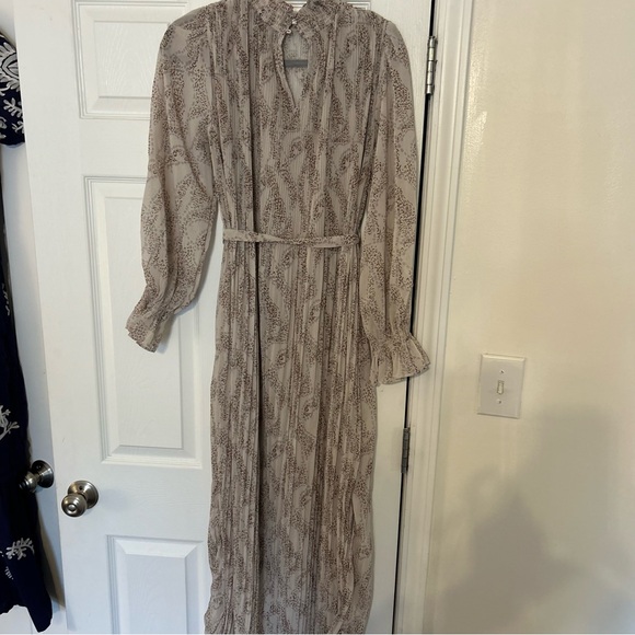 EN SAISON Ever Pleated Cream Waist Tie Ruffle Collar Dress Leopard size M - Picture 7 of 10